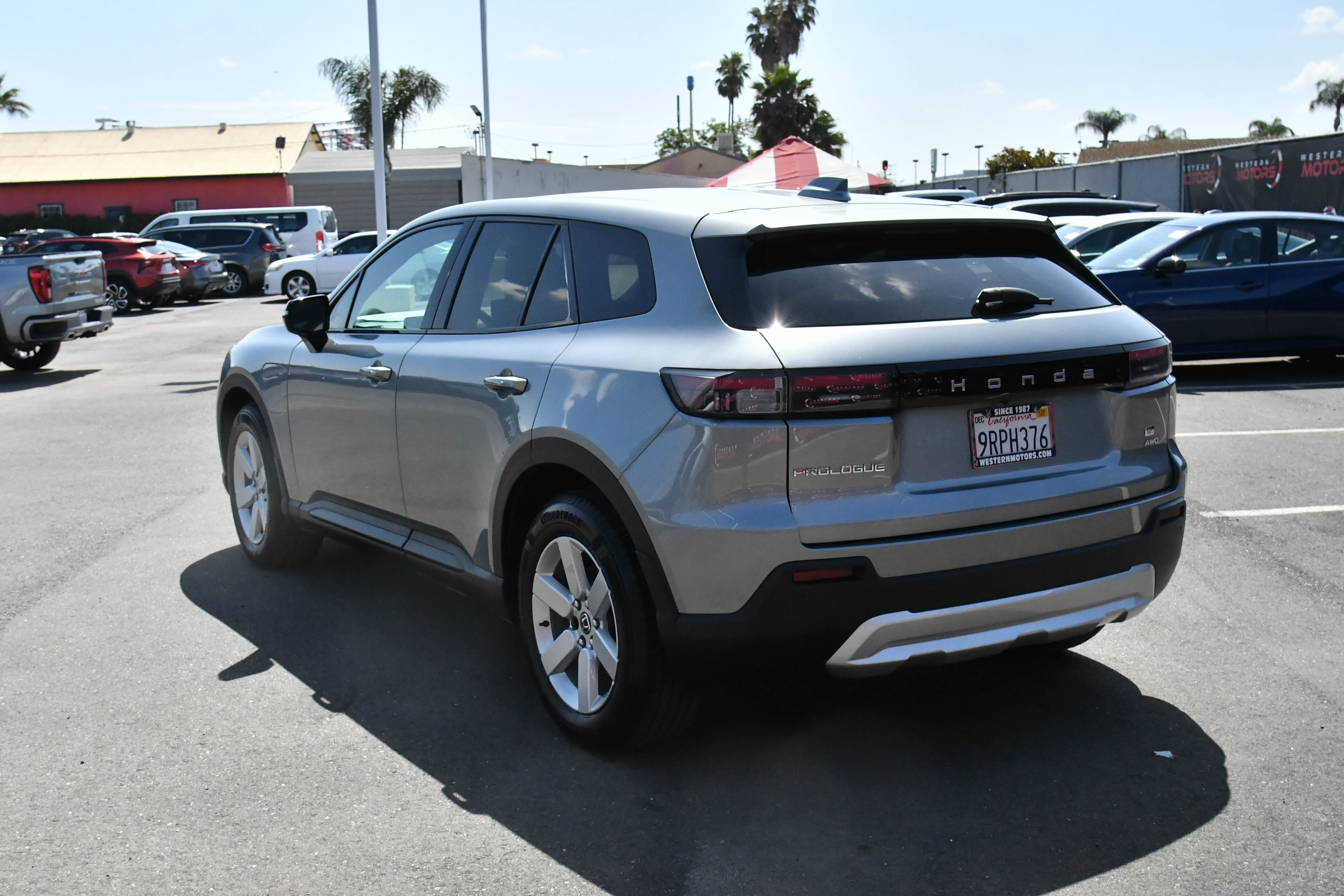 Used 2024 Honda Prologue EX image 6