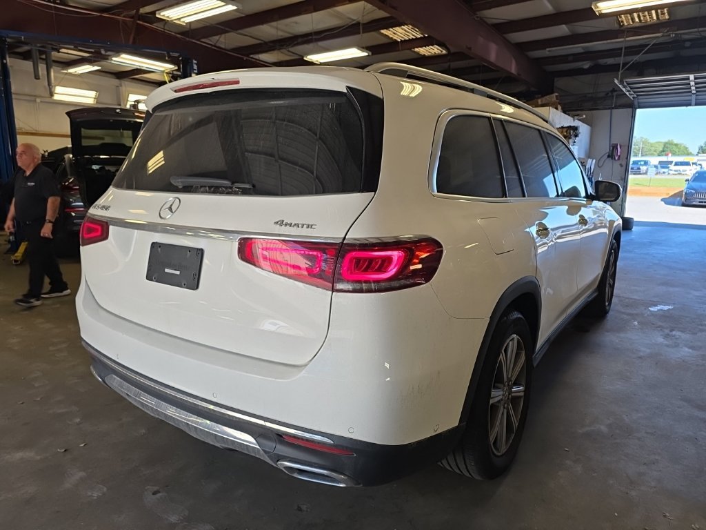 Used 2023 Mercedes-Benz GLS 450 4MATIC image 3