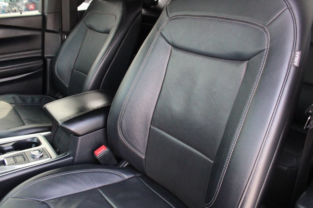 Used 2020 Ford Explorer Limited AWD/4WD image 7