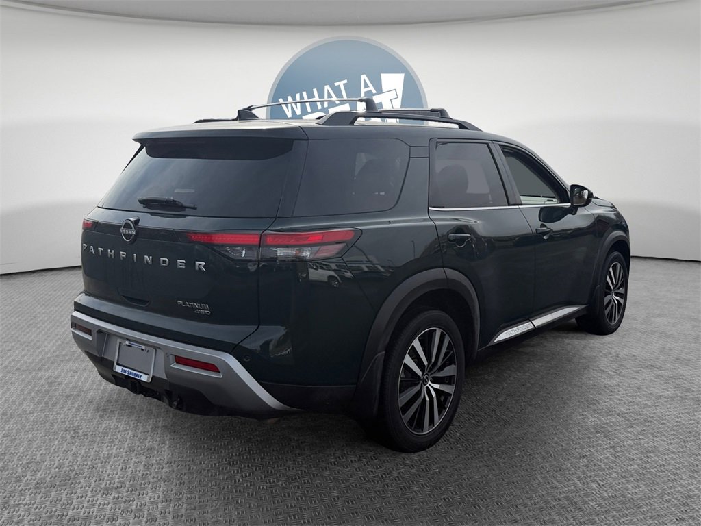 Used 2023 Nissan Pathfinder Platinum image 3