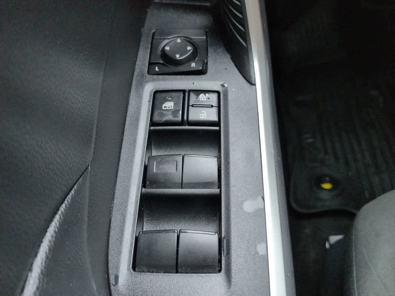 Certified 2024 Toyota RAV4 LE FWD image 21