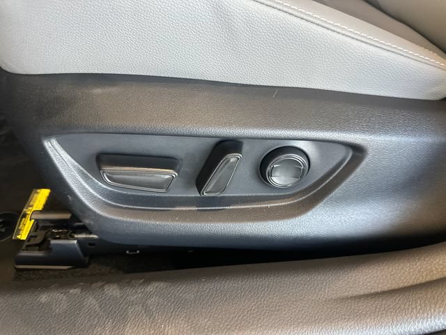 New 2026 Toyota Camry SE w/ Convenience Package FWD image 19