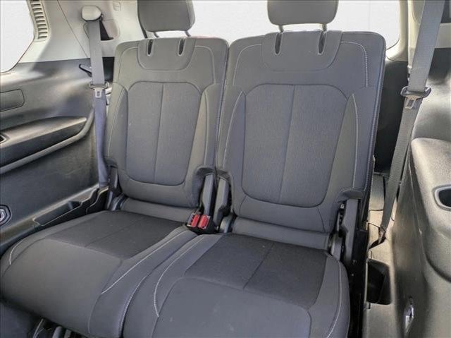 Used 2023 Jeep Grand Cherokee L Laredo image 19