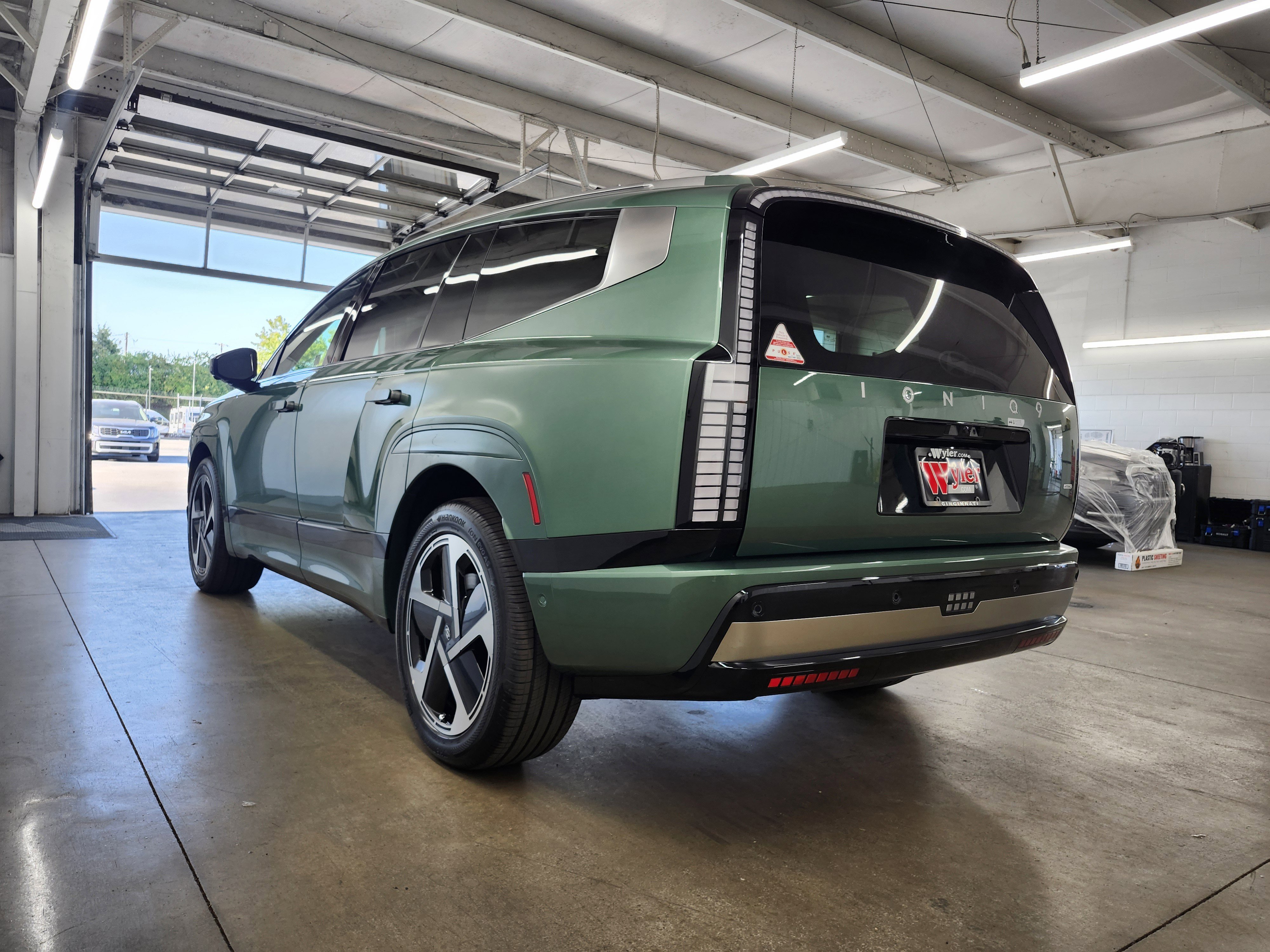 New 2026 Hyundai Ioniq 9 Calligraphy image 22