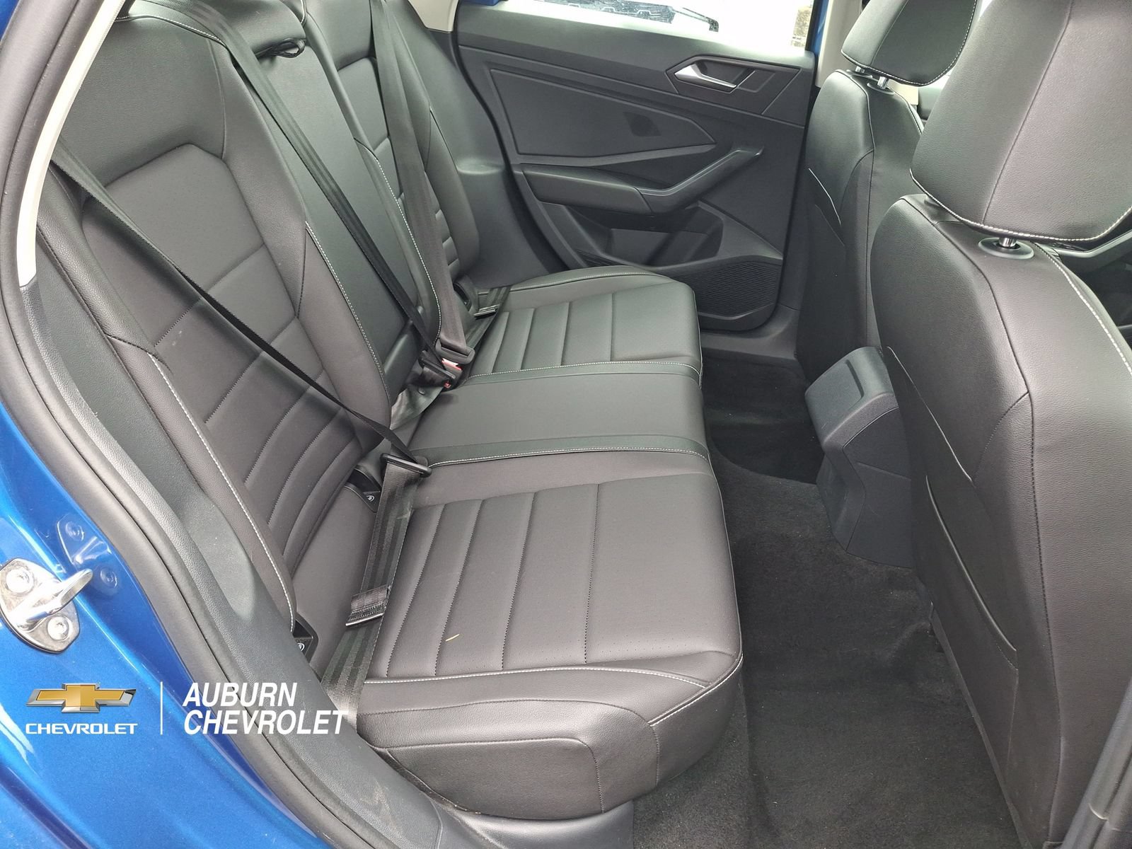Used 2024 Volkswagen Jetta SE FWD image 22
