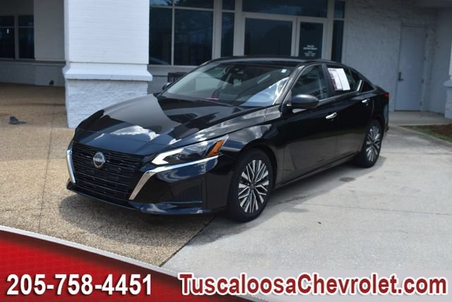 Used 2024 Nissan Altima 2.5 SV FWD image 5