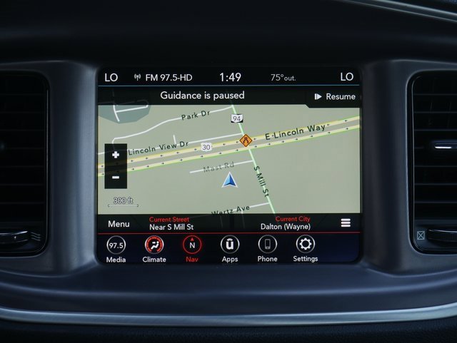 Used 2021 Dodge Charger SXT w/ Blacktop Package image 4