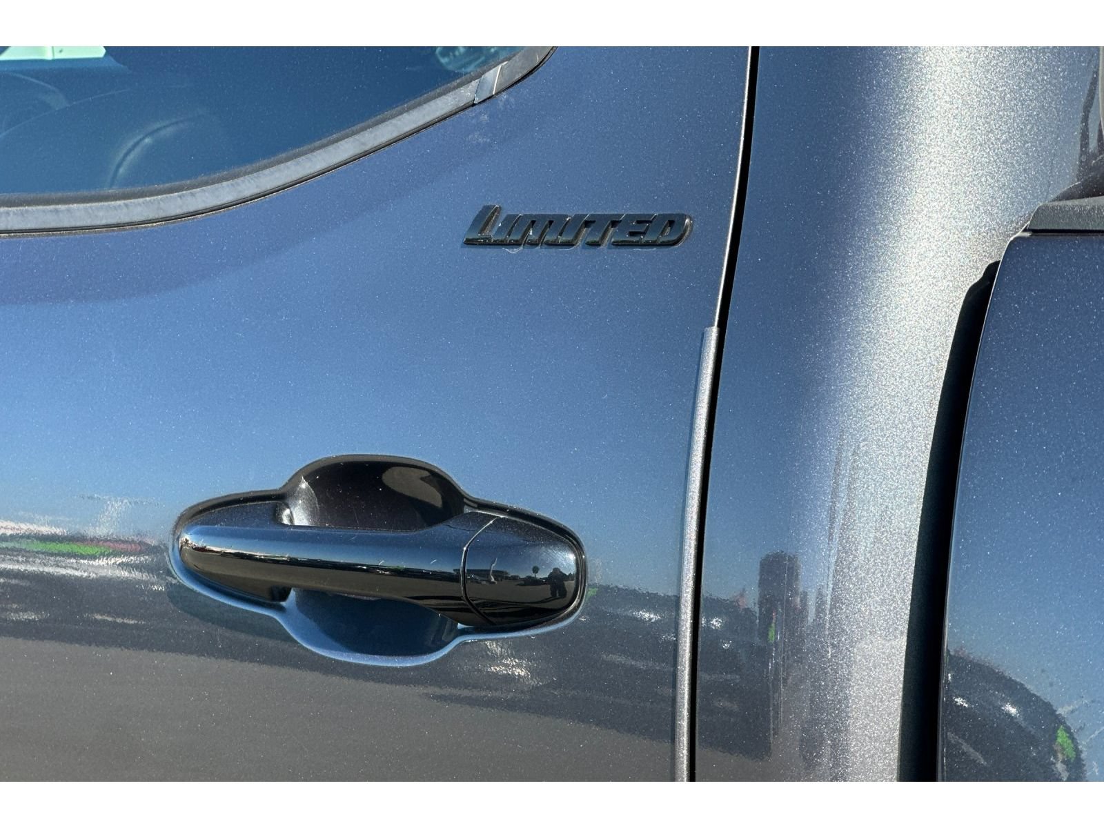 Used 2022 Toyota Tacoma Limited w/ Nightshade Package AWD/4WD image 32