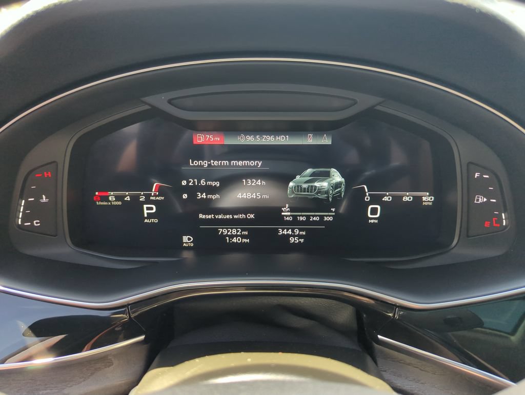 Used 2022 Audi Q8 Premium AWD/4WD image 38