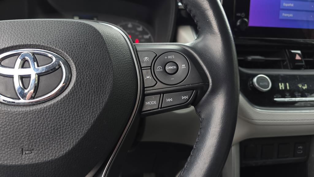 Used 2023 Toyota Corolla Cross LE image 20