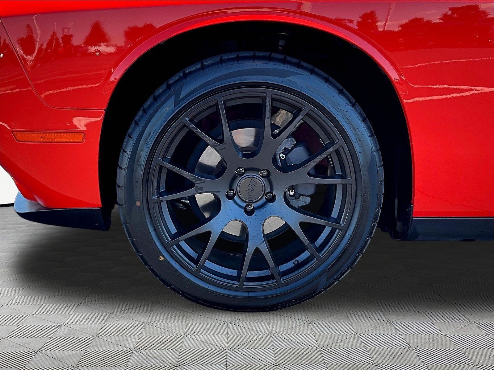Used 2020 Dodge Challenger SXT w/ Blacktop Package RWD image 34