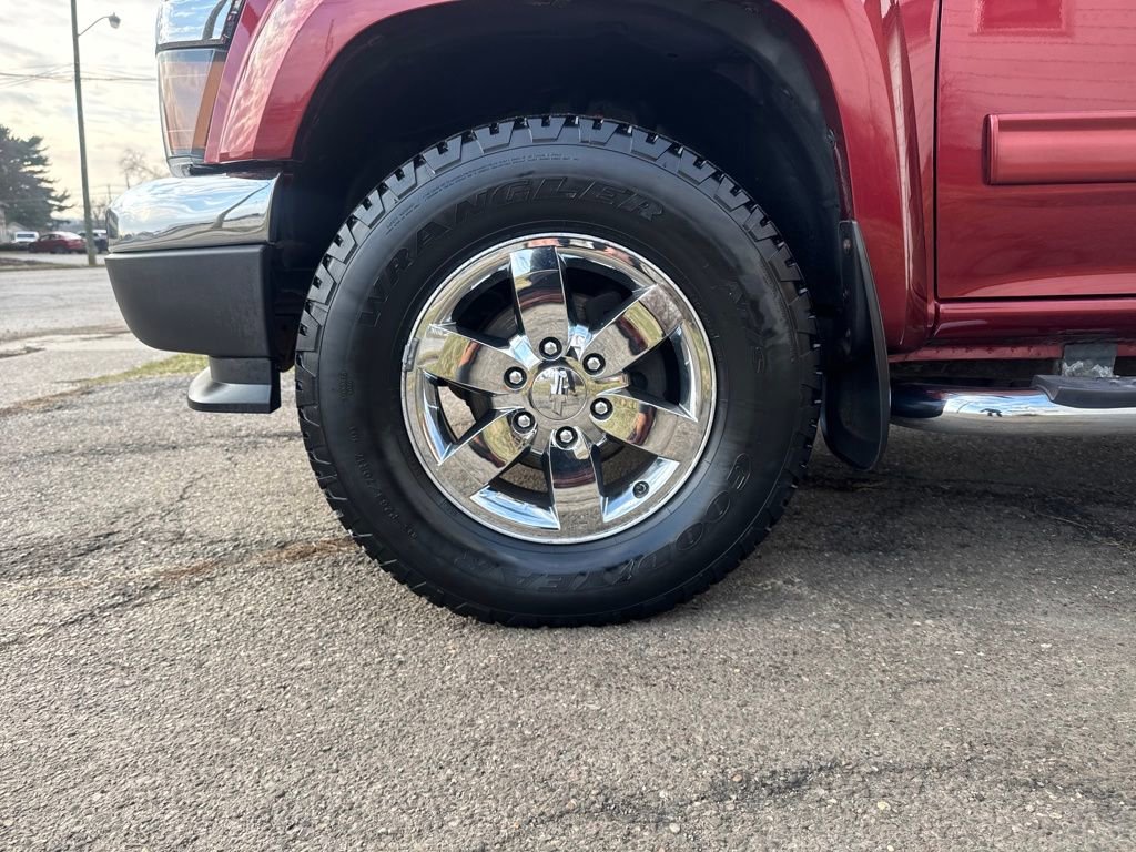 Used 2011 Chevrolet Colorado LT image 22