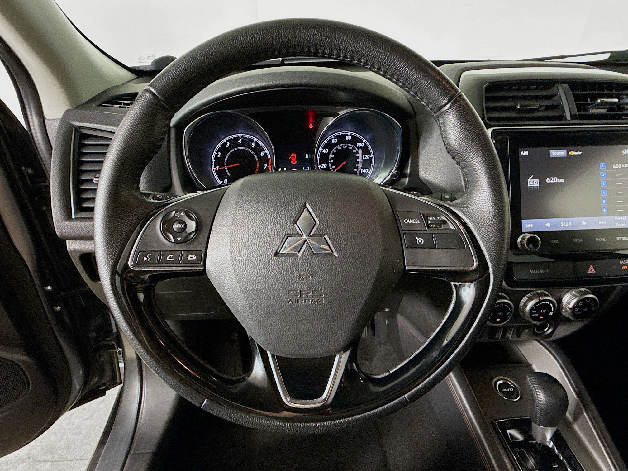 Used 2024 Mitsubishi Outlander Sport SE AWD/4WD image 11