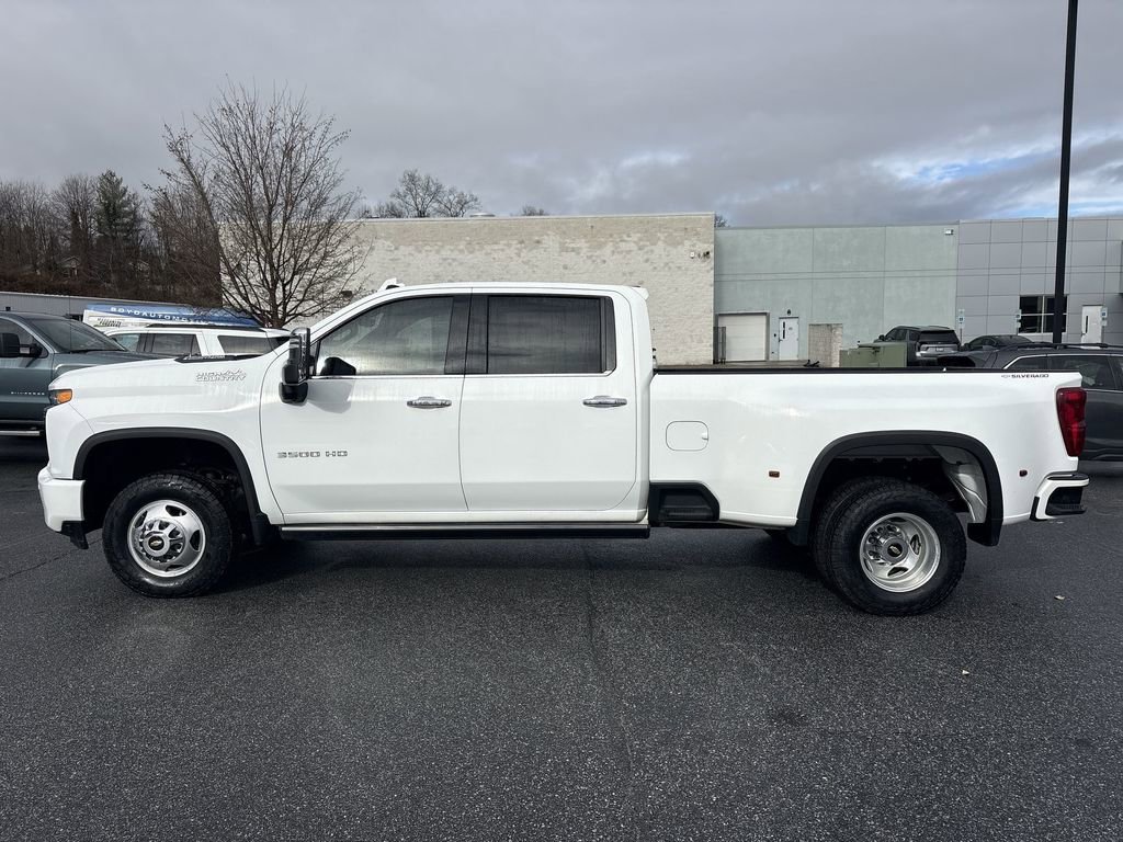 Certified 2021 Chevrolet Silverado 3500 High Country w/ Technology Package image 7
