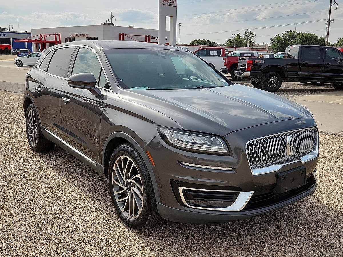Used 2019 Lincoln Nautilus Reserve image 4