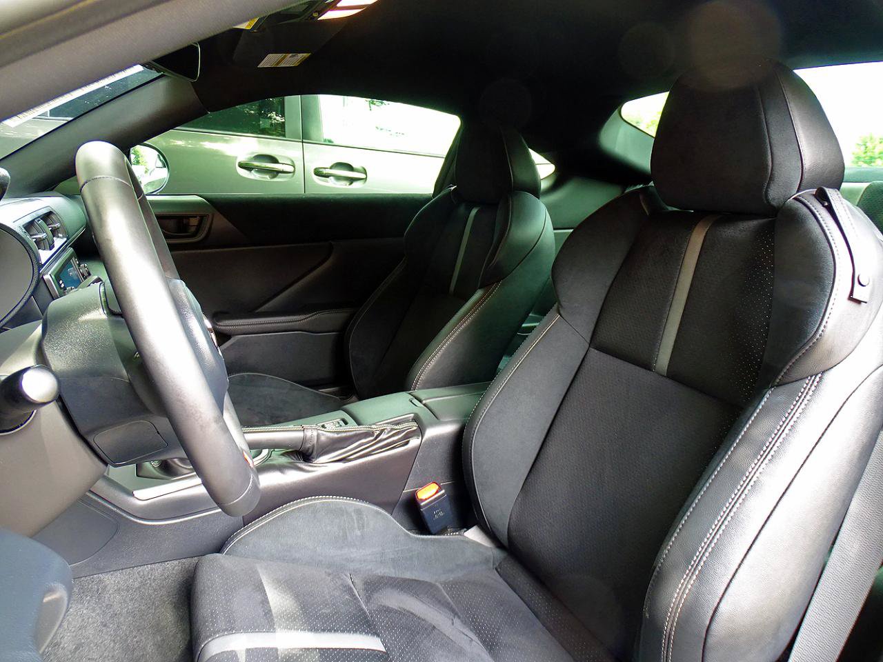 Used 2025 Toyota GR86 Premium w/ Performance Package RWD image 24