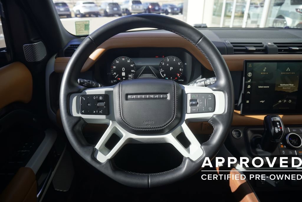 Used 2024 Land Rover Defender 130 S image 10