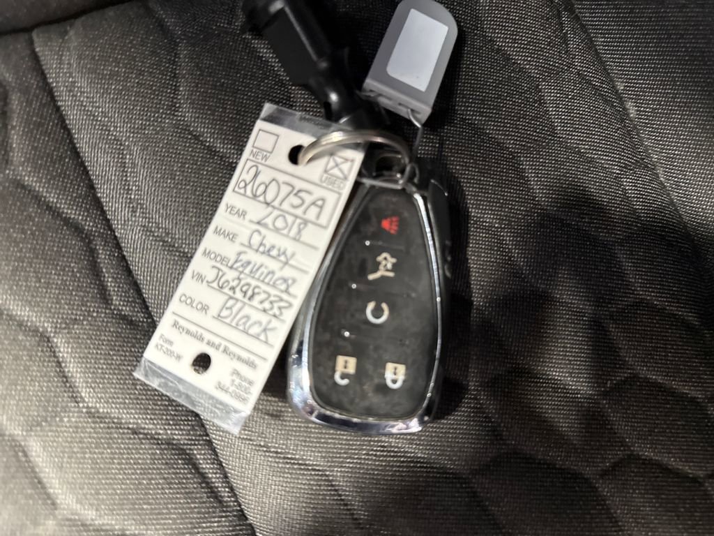 Used 2018 Chevrolet Equinox LT AWD/4WD image 21