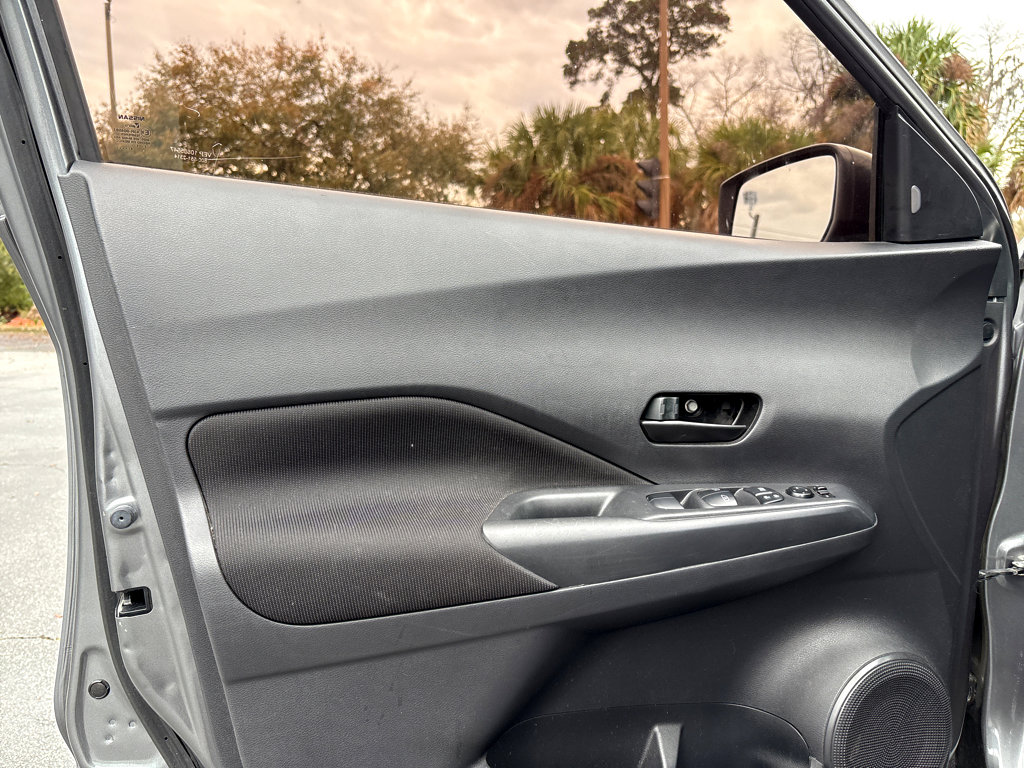 Used 2021 Nissan Kicks S image 17