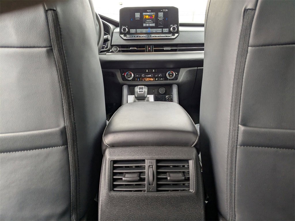 Used 2024 Mitsubishi Outlander SEL image 35