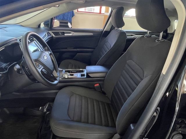 Used 2019 Ford Fusion SE image 14