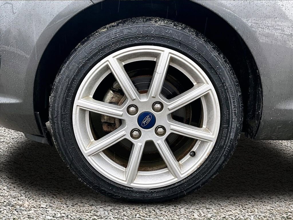 Used 2019 Ford Fiesta SE w/ Equipment Group 201A image 8
