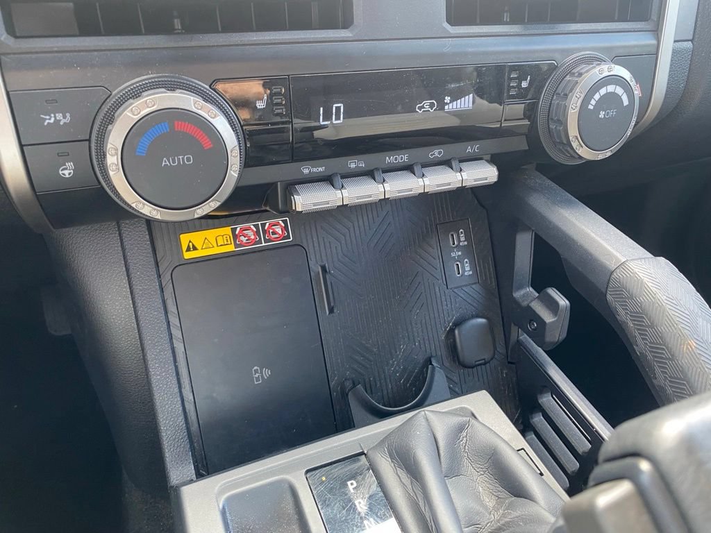 Used 2025 Toyota 4Runner TRD Off-Road AWD/4WD image 18