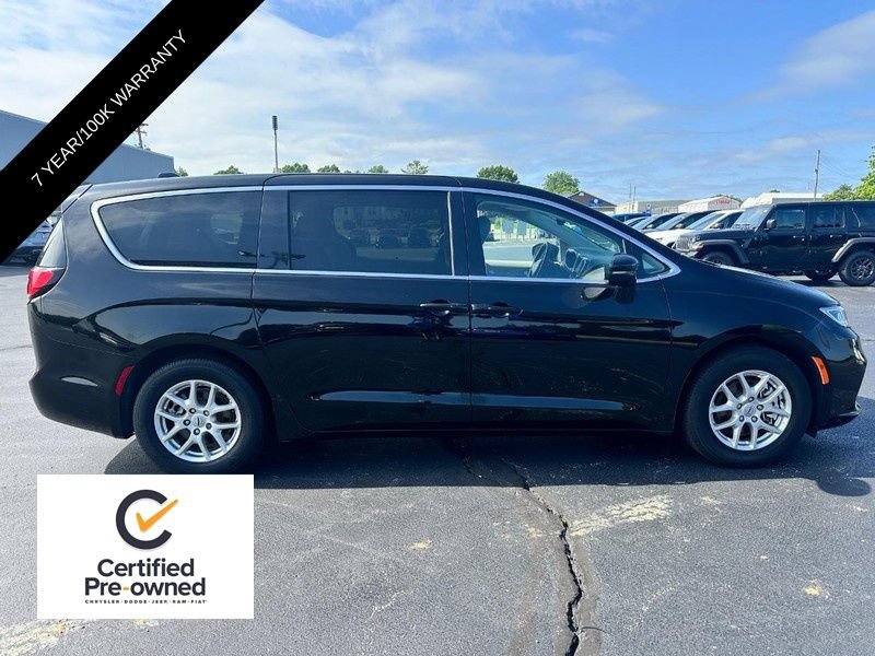 Certified 2024 Chrysler Pacifica Touring-L FWD image 2