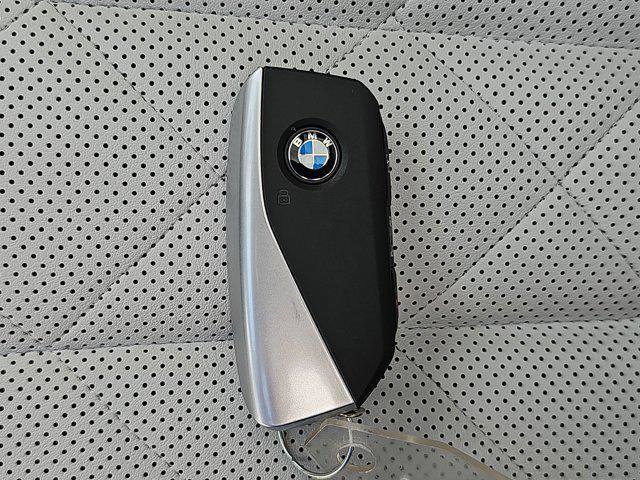Used 2025 BMW X5 sDrive40i w/ Parking Assistance Package image 37