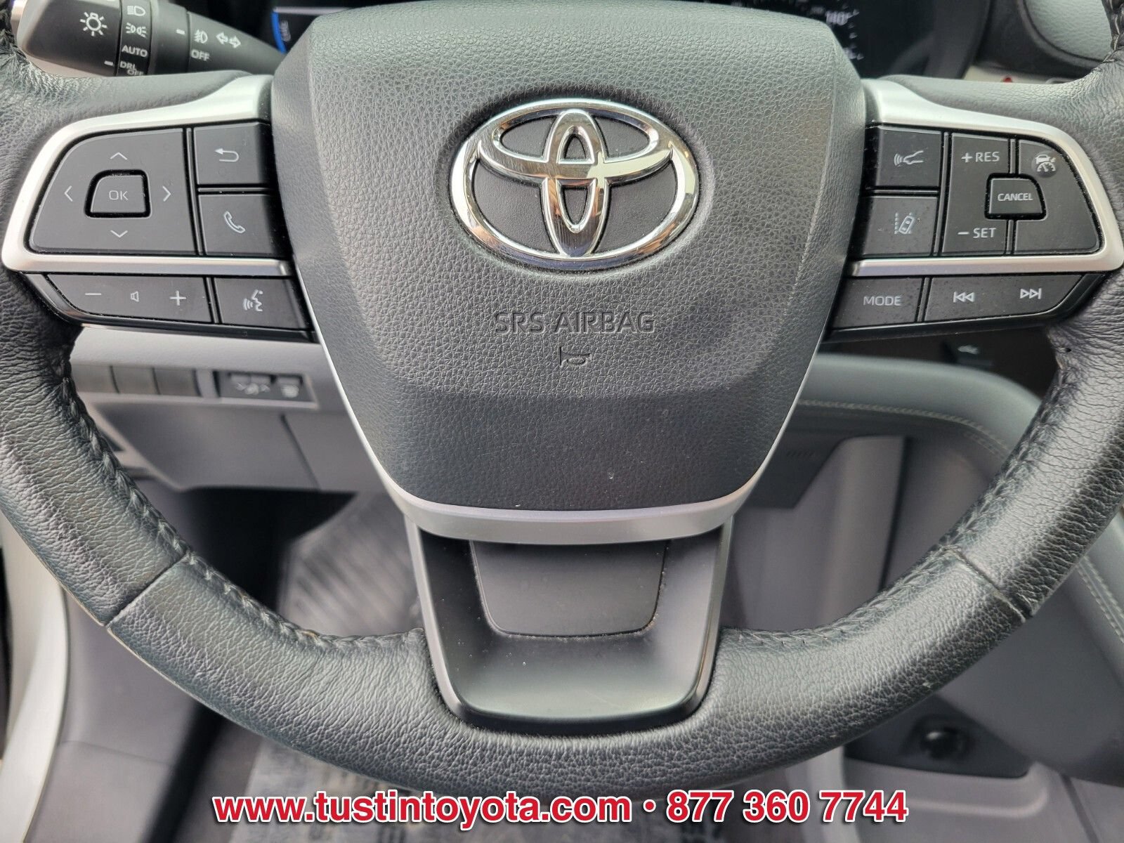 Certified 2023 Toyota Sienna XLE FWD image 20