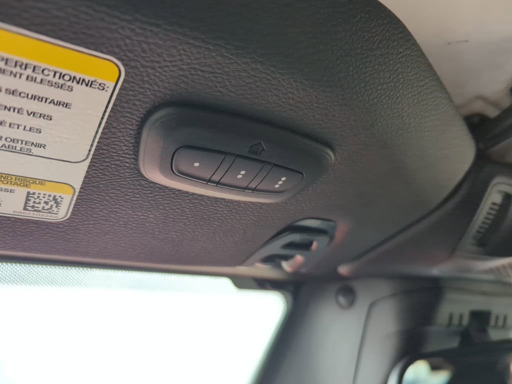 Used 2025 Jeep Wrangler Unlimited Rubicon 4xe w/ Safety Group image 33