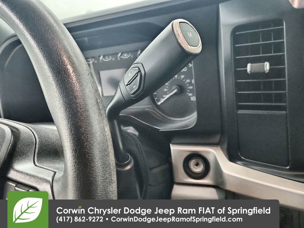 Used 2025 Ford F250 XLT image 28