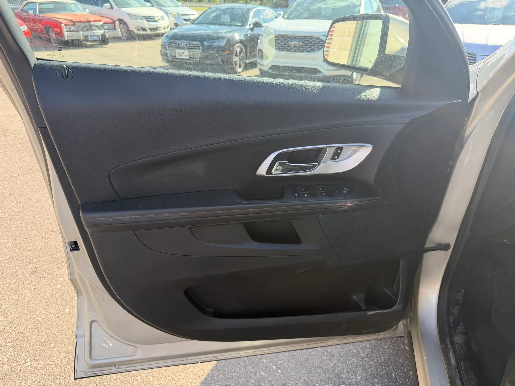 Used 2015 Chevrolet Equinox LT w/ Driver Convenience Package FWD image 19