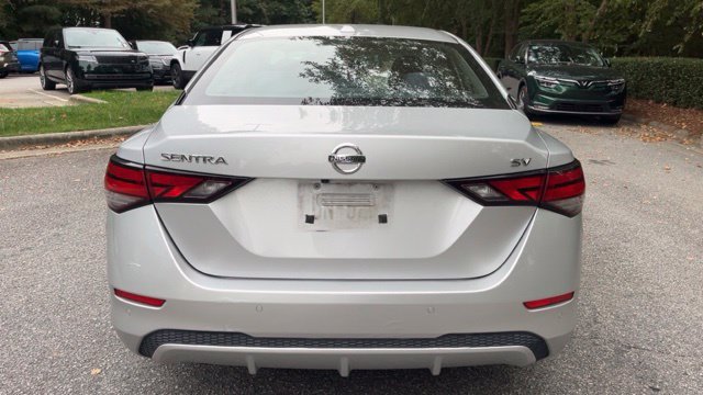 Used 2021 Nissan Sentra SV FWD image 8