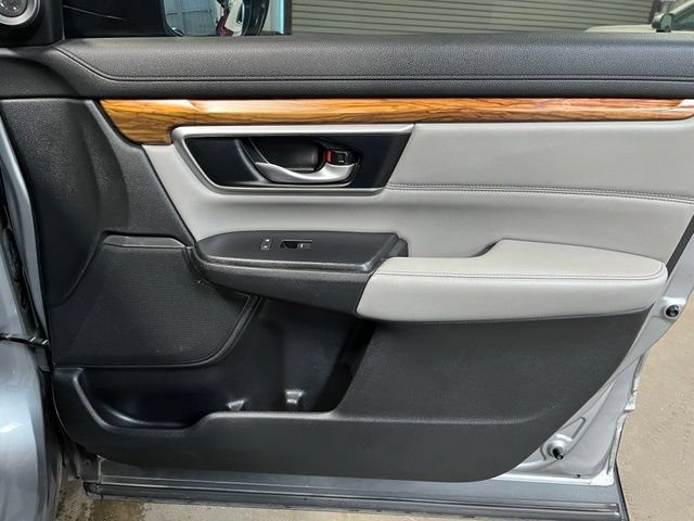 Used 2021 Honda CR-V Touring image 11