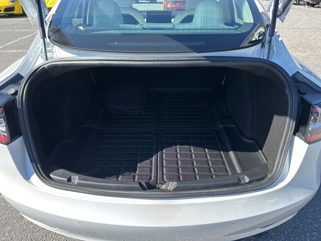 Used 2020 Tesla Model 3 Standard Range Plus image 29