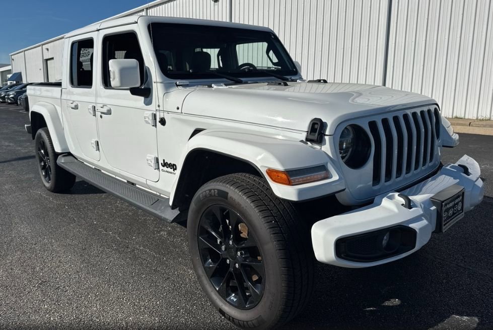 Used 2022 Jeep Gladiator Overland AWD/4WD image 2