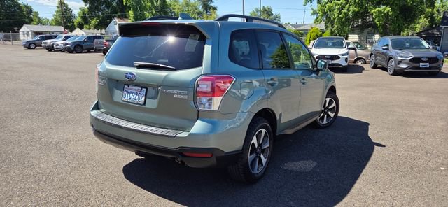 Used 2017 Subaru Forester 2.5i Premium AWD/4WD image 9