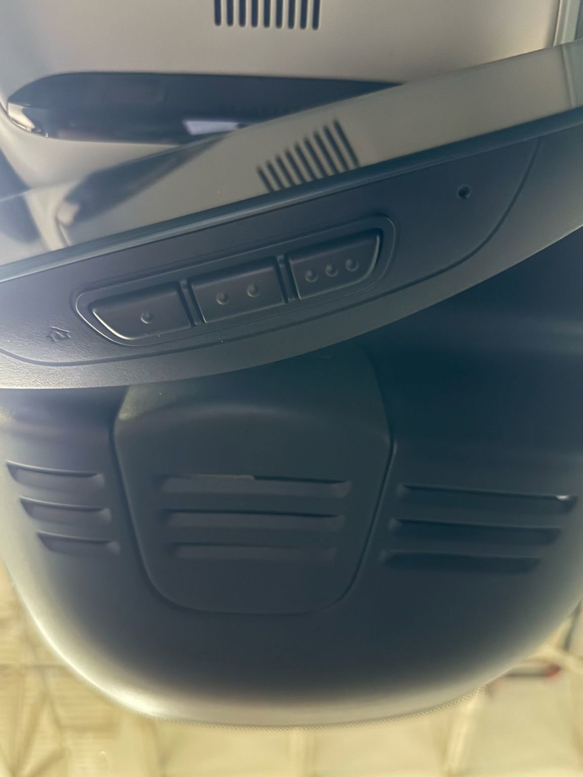 Used 2020 Volvo XC40 T5 Momentum image 56