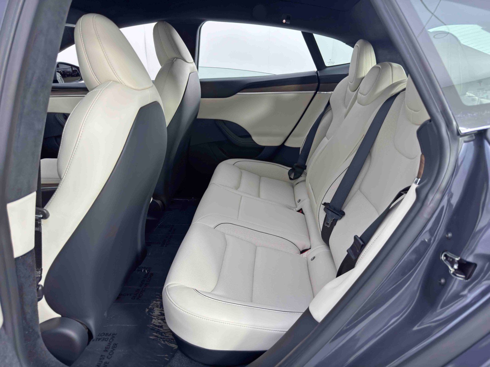 Used 2021 Tesla Model S Plaid image 40