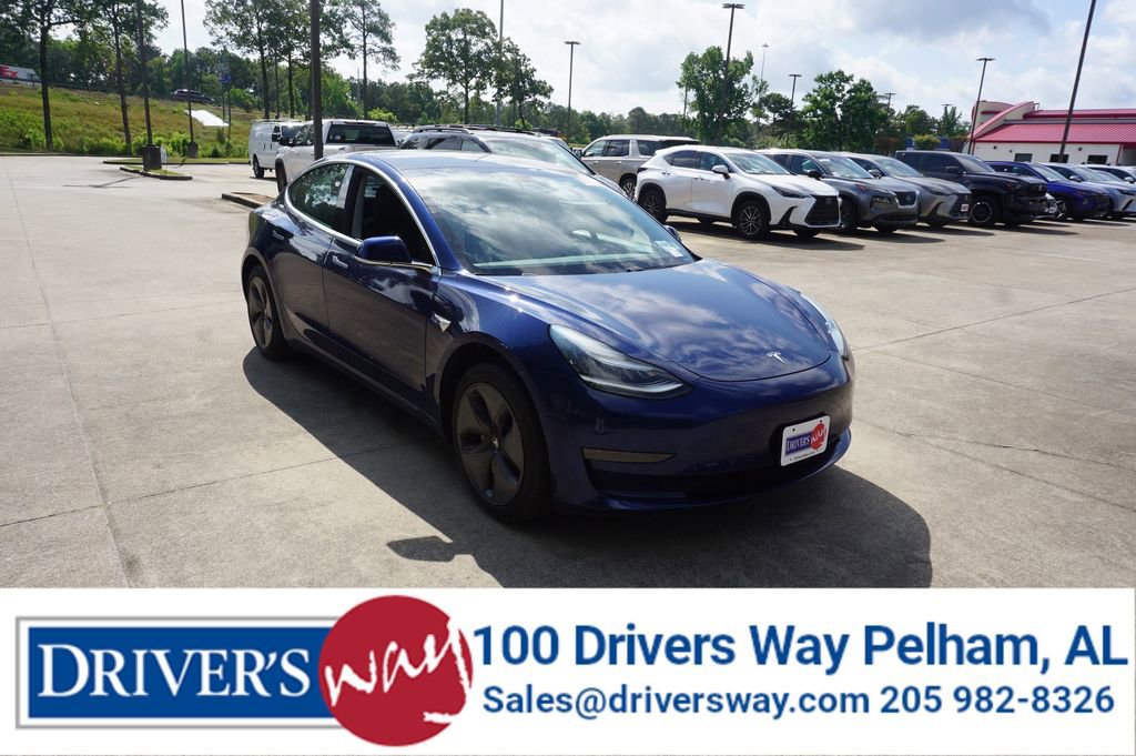 Used 2019 Tesla Model 3 Standard Range RWD image 1