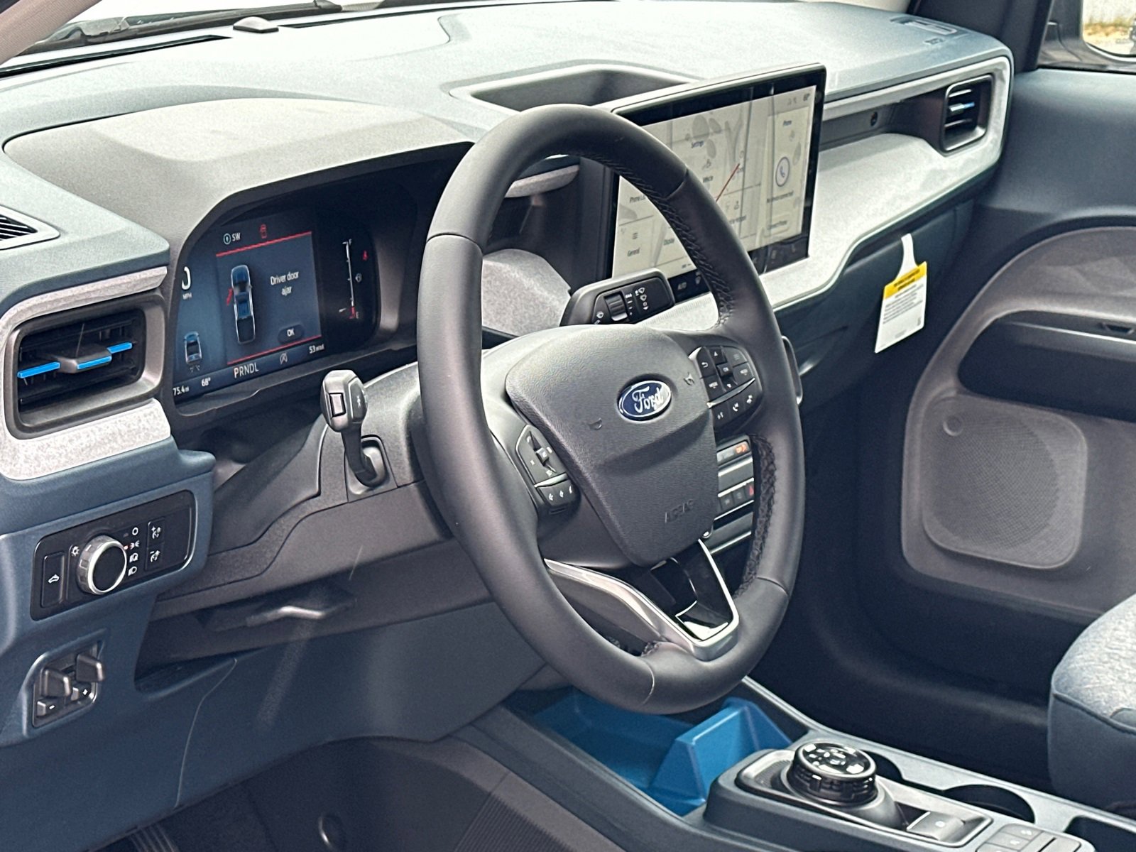 New 2025 Ford Maverick XLT w/ XLT Luxury Package image 15