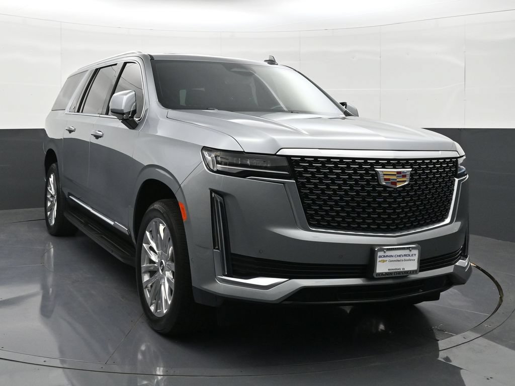 Used 2024 Cadillac Escalade ESV Premium Luxury AWD/4WD image 7