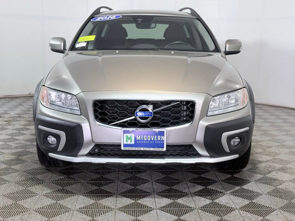 Used 2016 Volvo XC70 T5 Premier w/ Proximity Package image 10