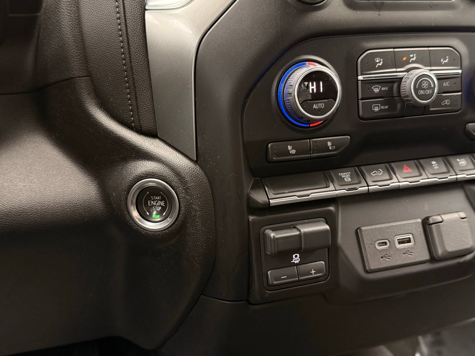 Used 2023 Chevrolet Silverado 3500 LT w/ Convenience Package image 30