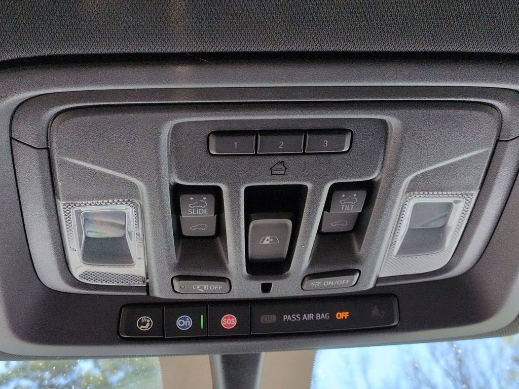 Certified 2023 GMC Sierra 2500 AT4 w/ AT4 Preferred Package image 21