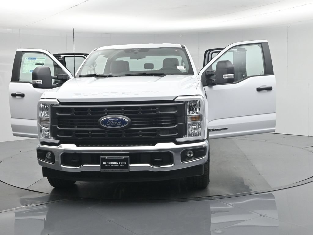 New 2026 Ford F350 XL w/ XL Chrome Package RWD image 29