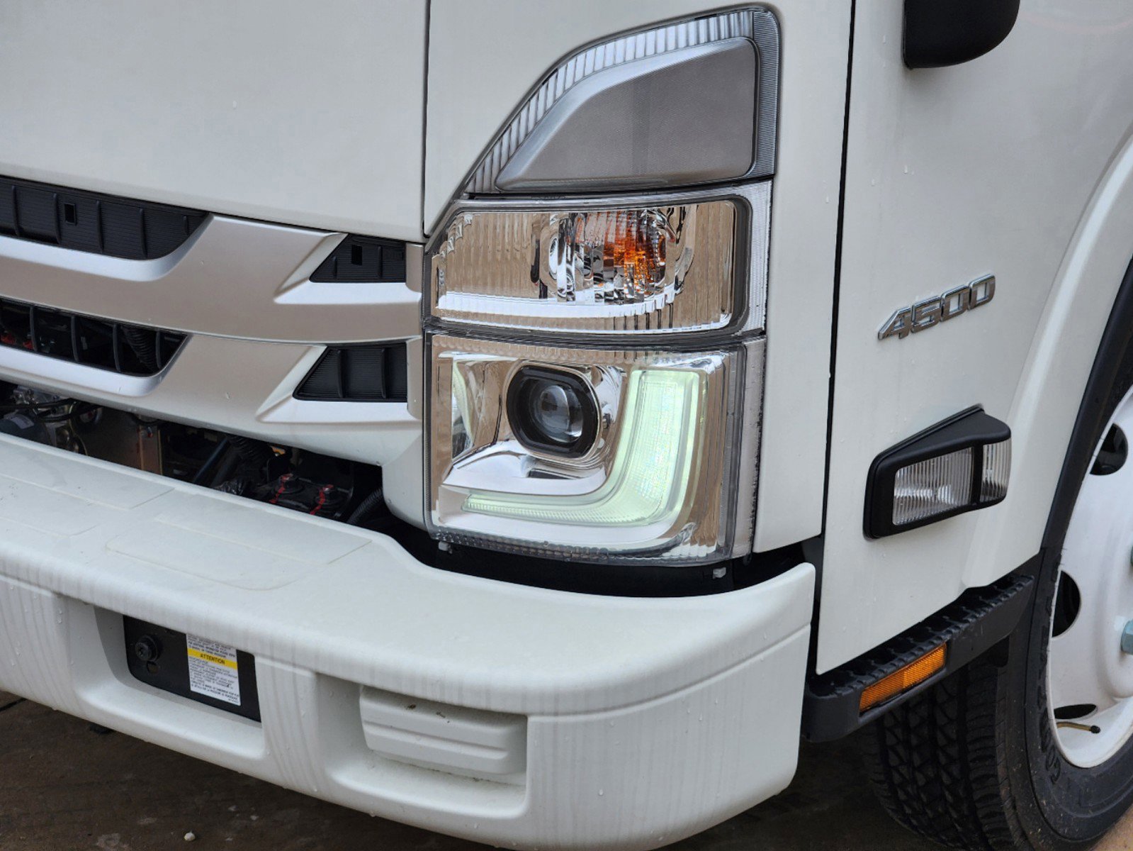 New 2024 Chevrolet Low Cab Forward image 15