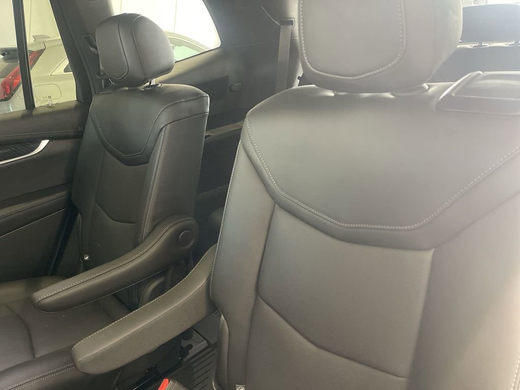 Certified 2024 Cadillac XT6 Premium Luxury w/ LPO, Floor Liner Package image 29