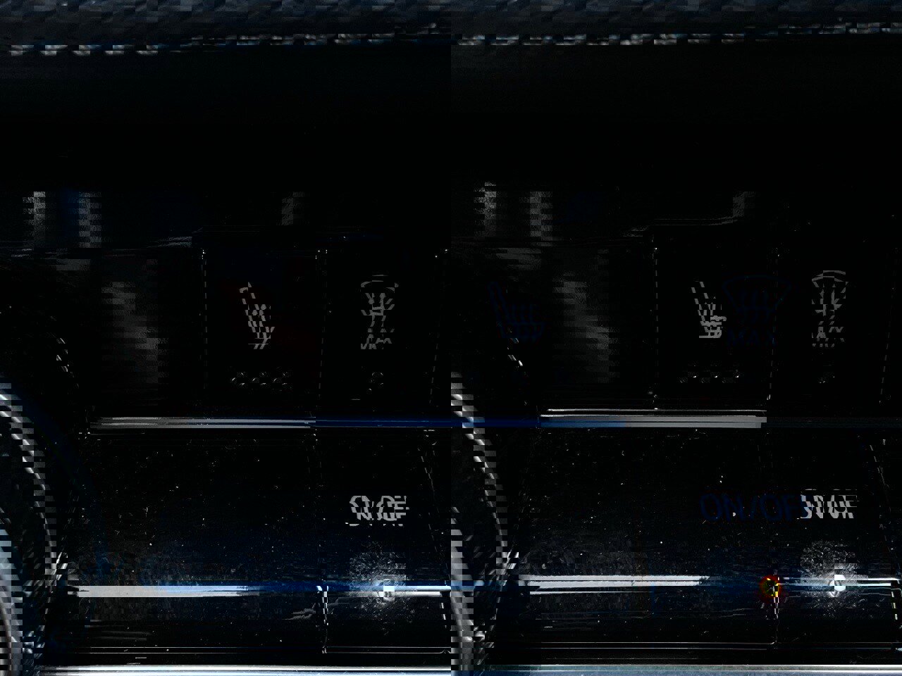 Used 2025 Chevrolet Equinox LT image 25